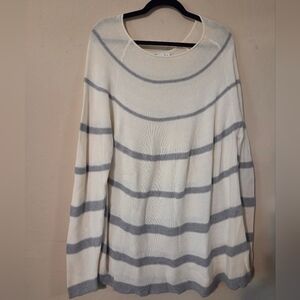 Vineyard Vines Cream and Gray Striped Sweater